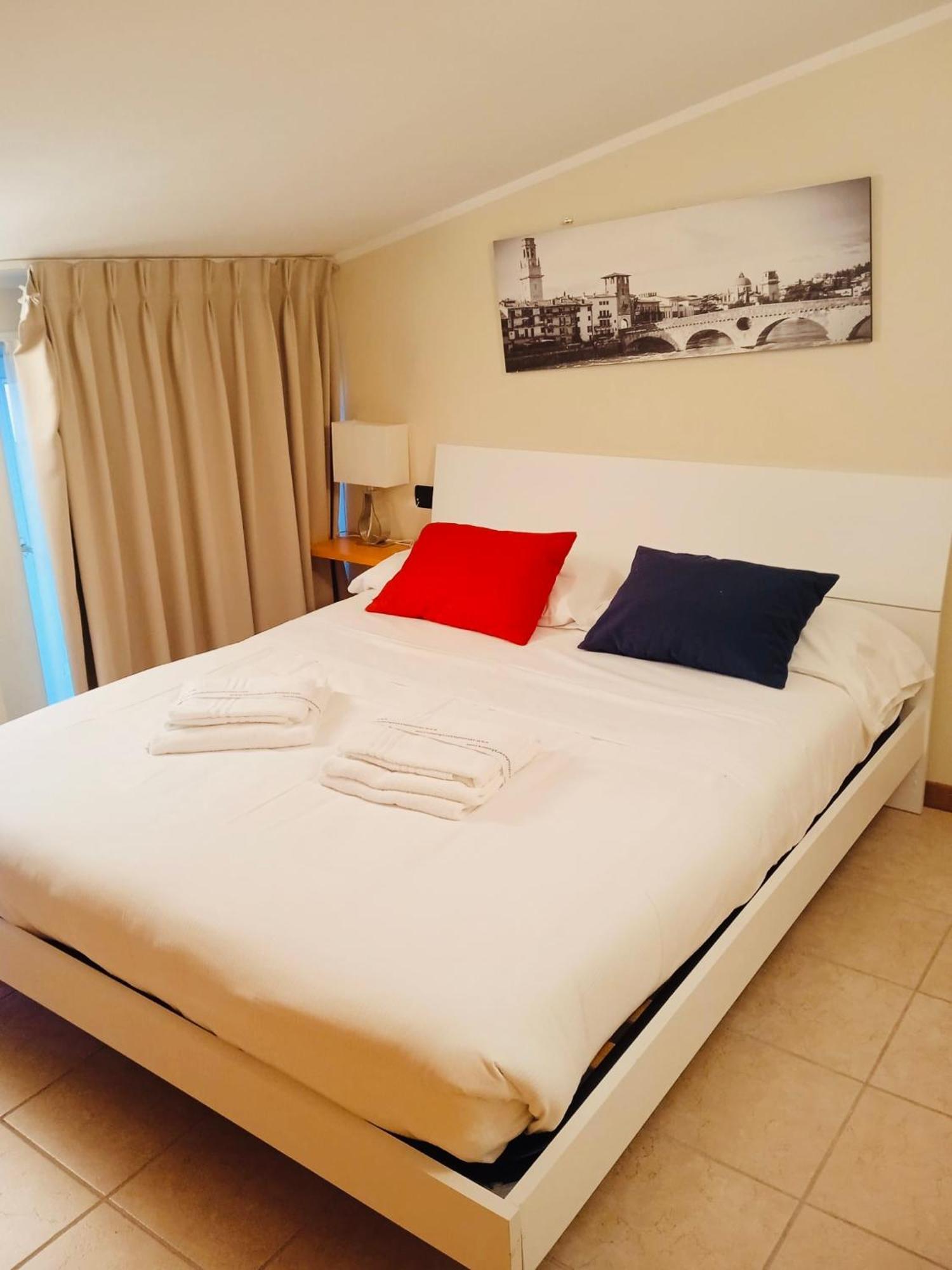 Residenza Villa Corno Alto エクステリア 写真