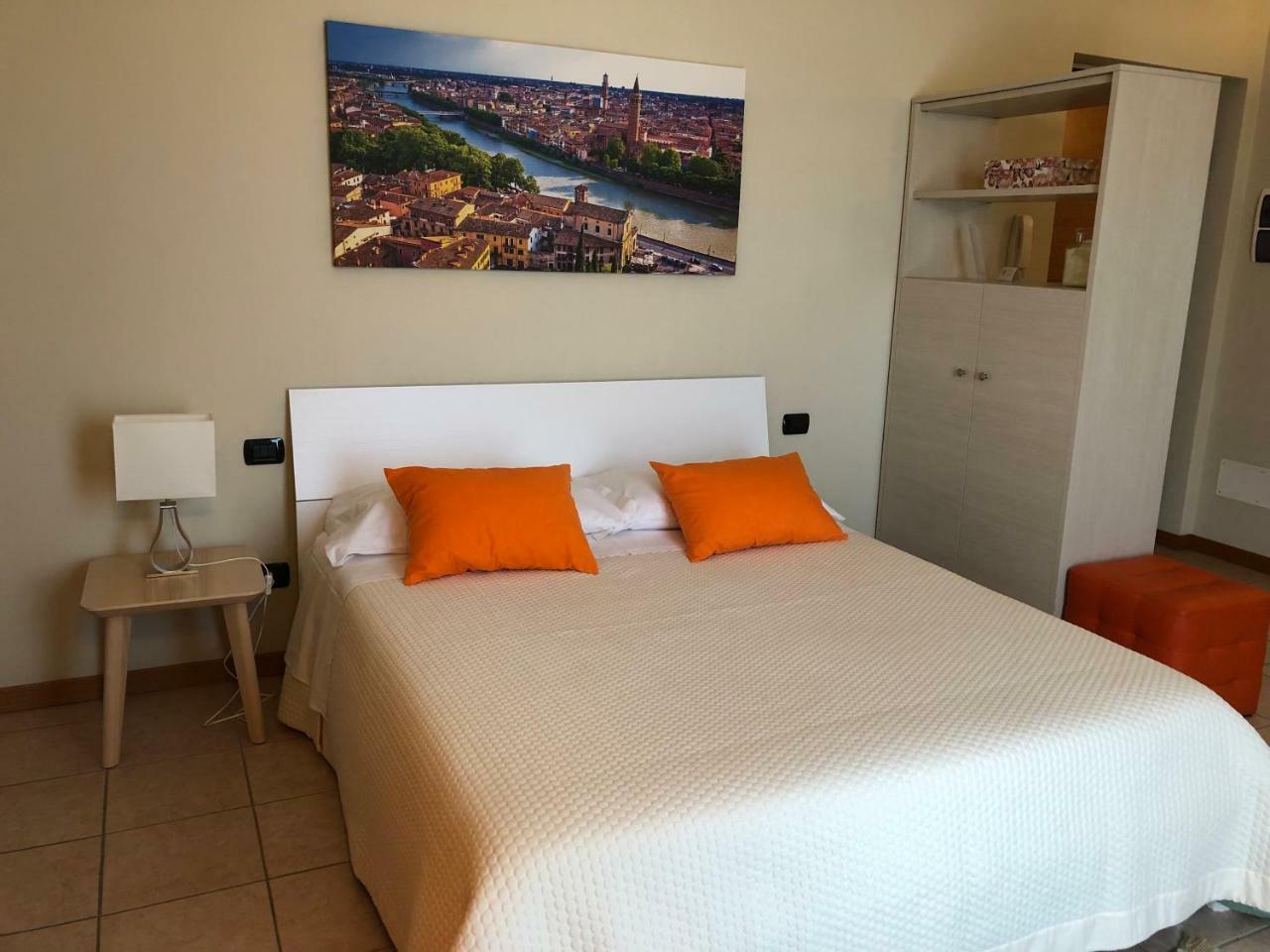 Residenza Villa Corno Alto エクステリア 写真