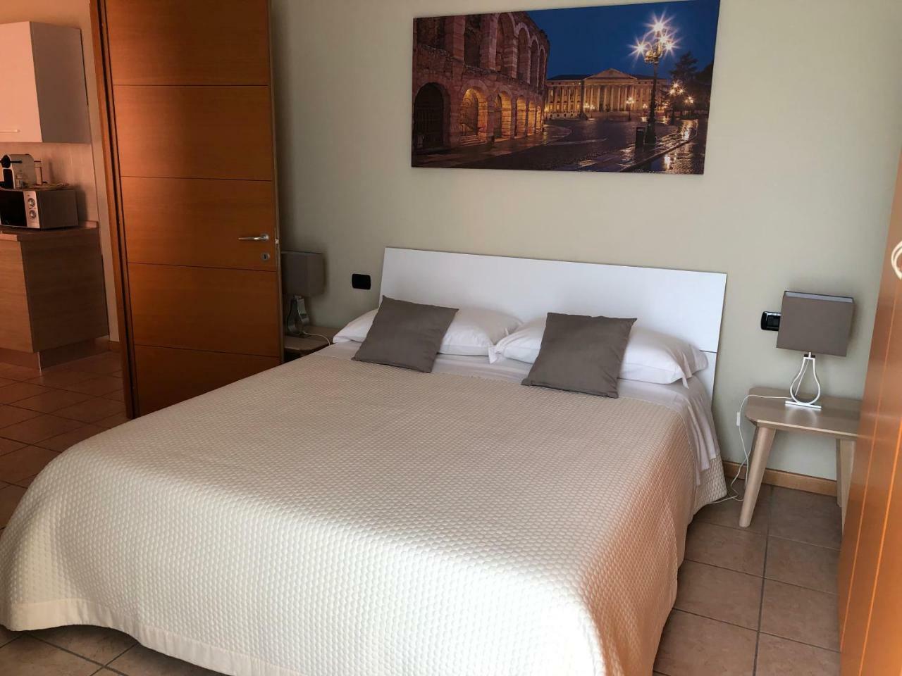 Residenza Villa Corno Alto エクステリア 写真